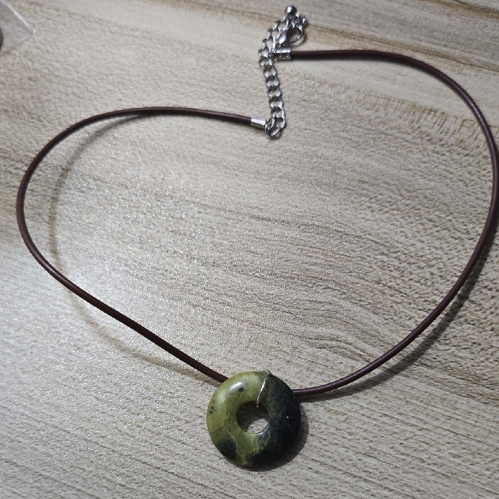 Vintage Boho Moss Agate Green Stone Pendant Necklace On A Brown Cord